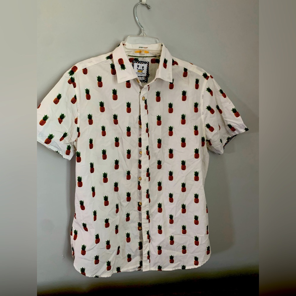 Short Sleeve , Button up , Pineapple , Medium ,  Denim & Flower